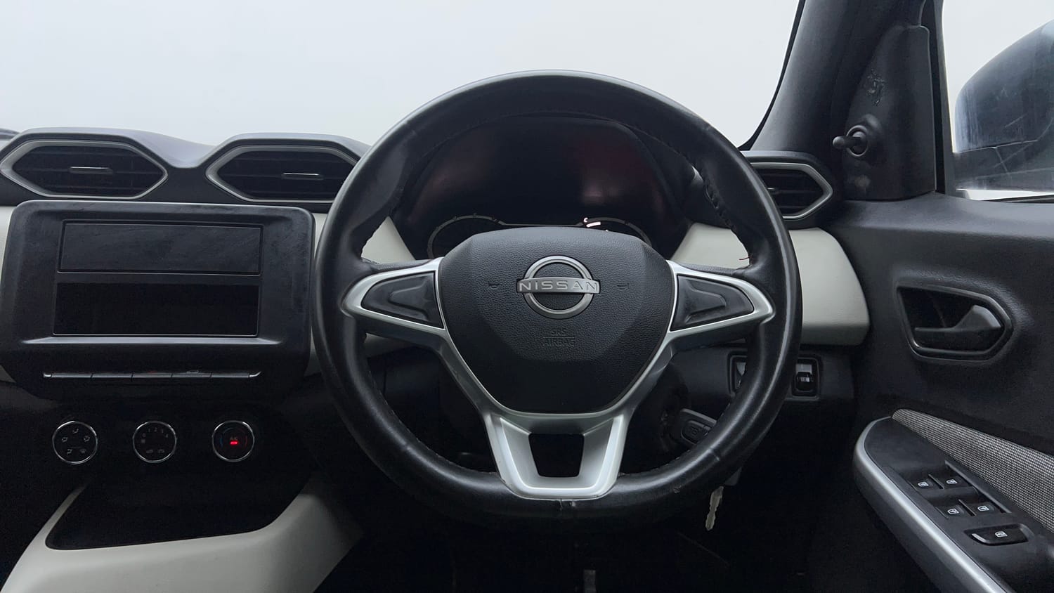 2024 Nissan Magnite XE-14