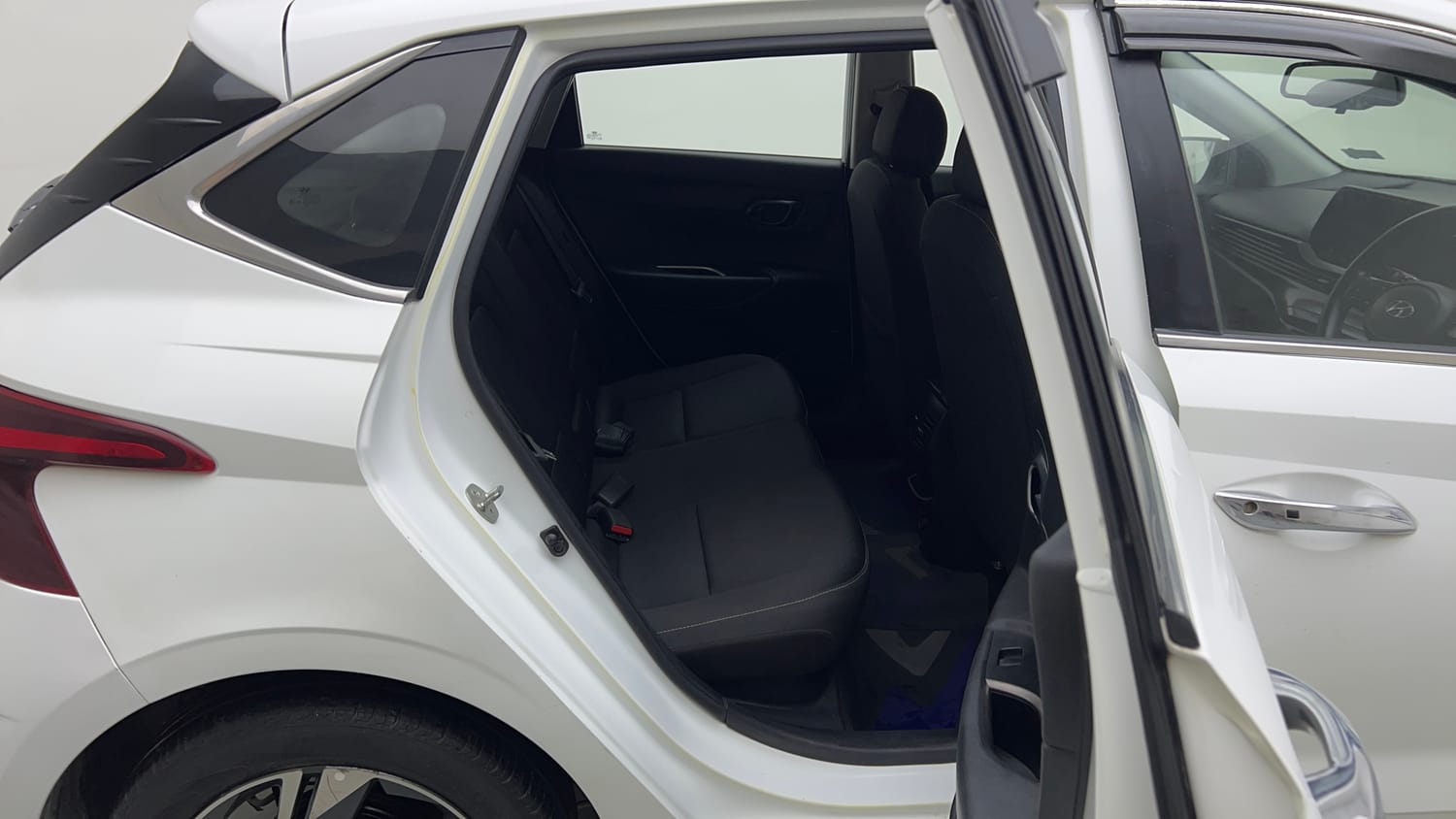 Used 2023 Hyundai i20 Asta (O) 1.2 IVT Petrol Automatic interior RIGHT SIDE REAR DOOR CABIN VIEW