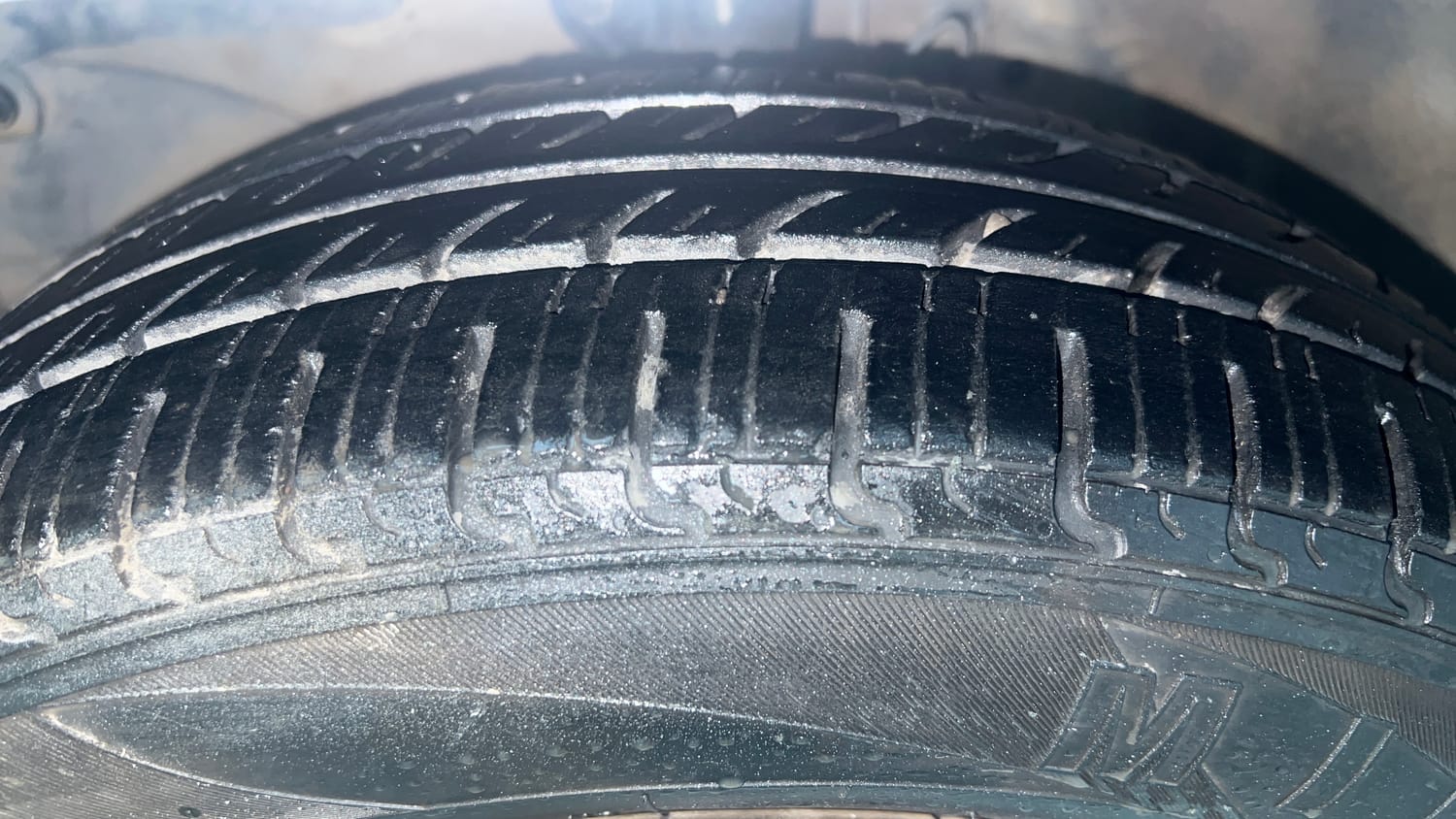 Used 2016 Honda Amaze 1.2 SX i-VTEC Petrol Manual tyres LEFT FRONT TYRE TREAD VIEW