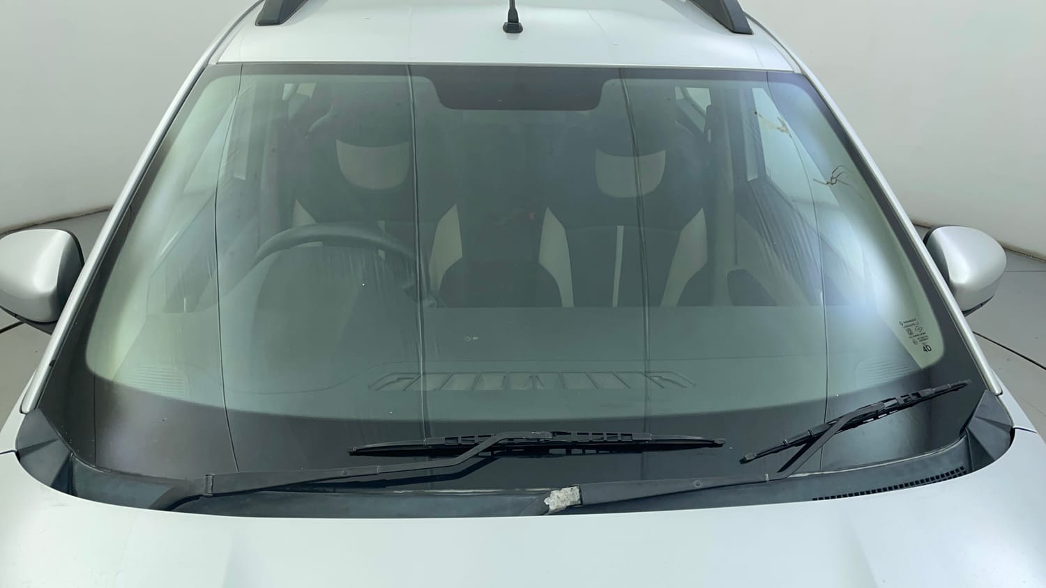 Used 2019 Renault Triber RXZ Petrol Manual exterior FRONT WINDSHIELD VIEW
