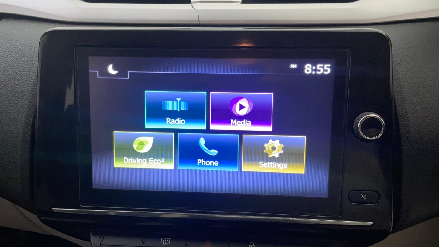 Used 2019 Renault Triber RXZ Petrol Manual top_features Integrated (in-dash) music system