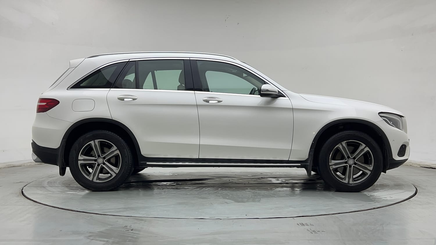 2017 Mercedes-Benz GLC 300 Progressive-5