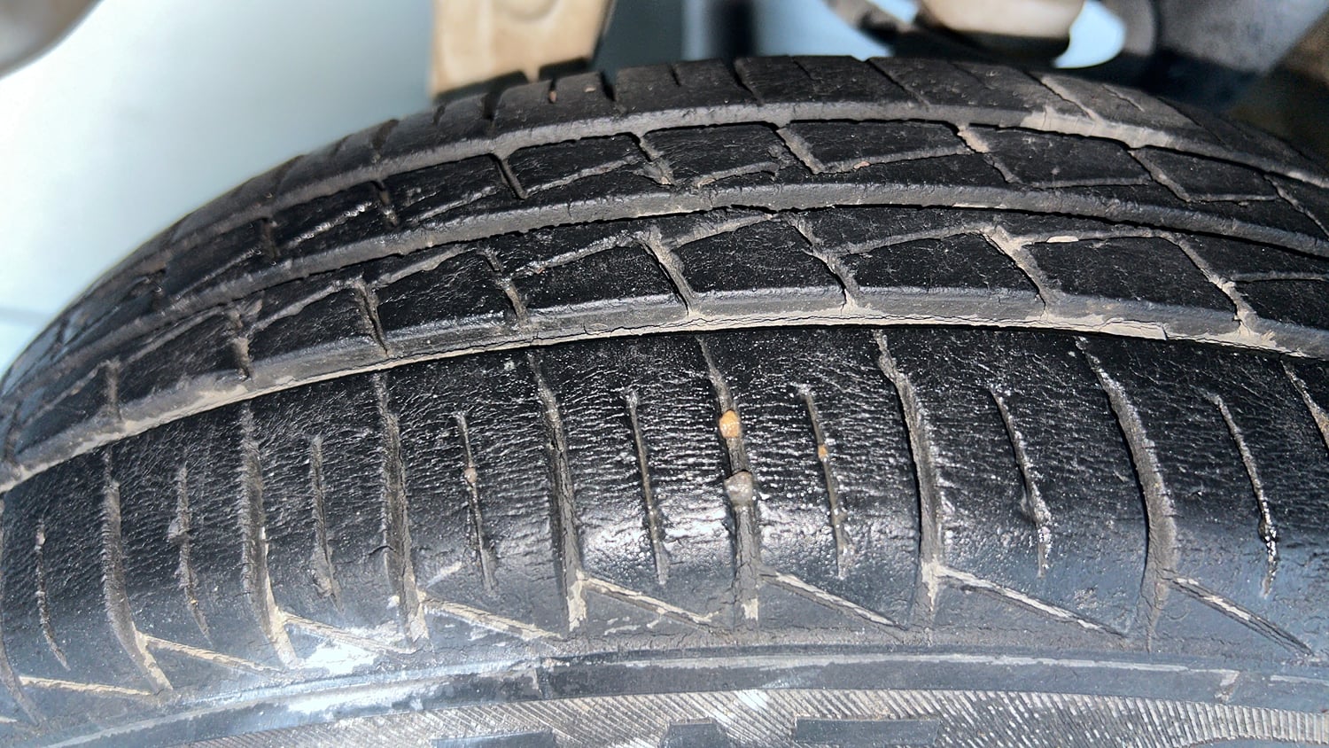 Used 2021 Maruti Suzuki Alto 800 VXi Petrol Manual tyres RIGHT REAR TYRE TREAD VIEW