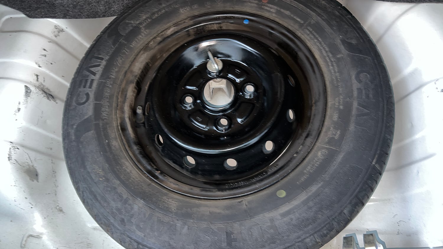 Used 2021 Maruti Suzuki Alto 800 VXi Petrol Manual tyres SPARE TYRE VIEW
