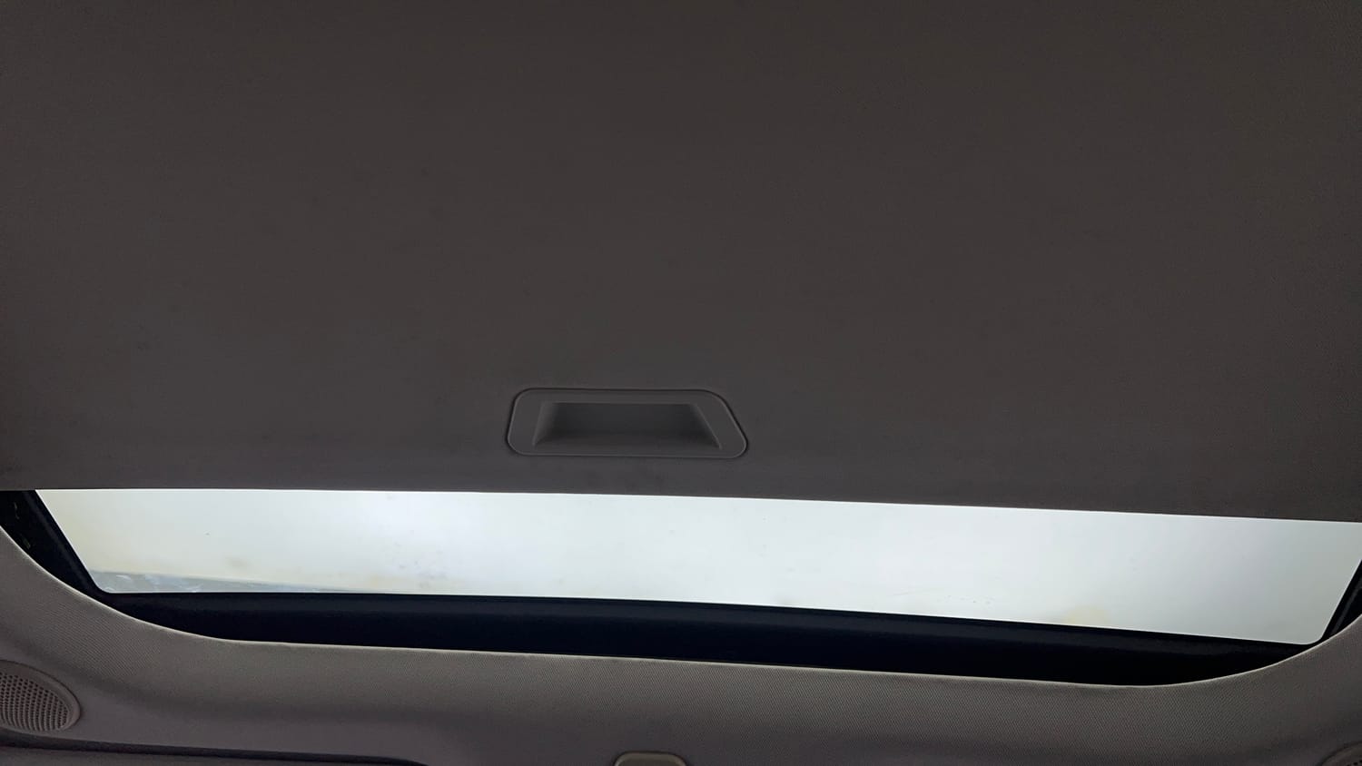 Used 2023 Mahindra Scorpio N Z8 L Petrol AT 7 STR Petrol Automatic top_features Sunroof