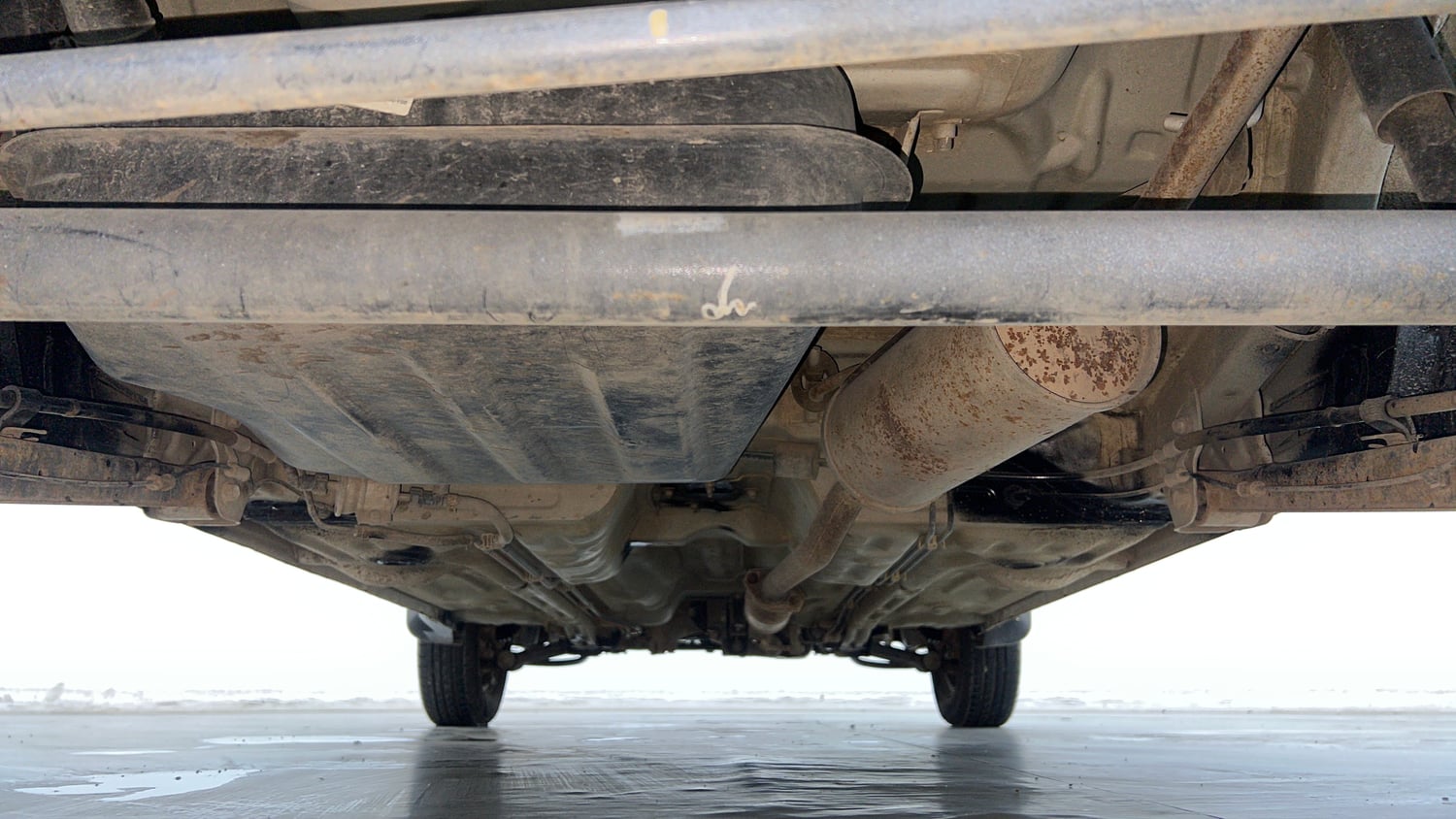 Used 2021 Maruti Suzuki Alto 800 VXi Petrol Manual extra REAR UNDERBODY VIEW (TAKEN FROM REAR)