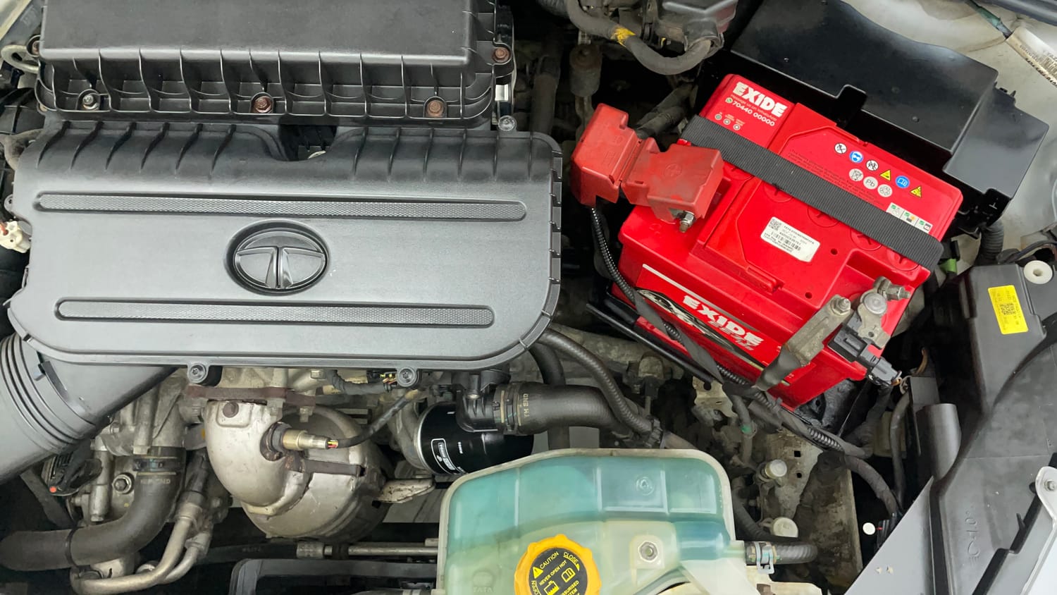 Used 2022 Tata Tiago XZ Petrol Manual engine ENGINE LEFT SIDE VIEW