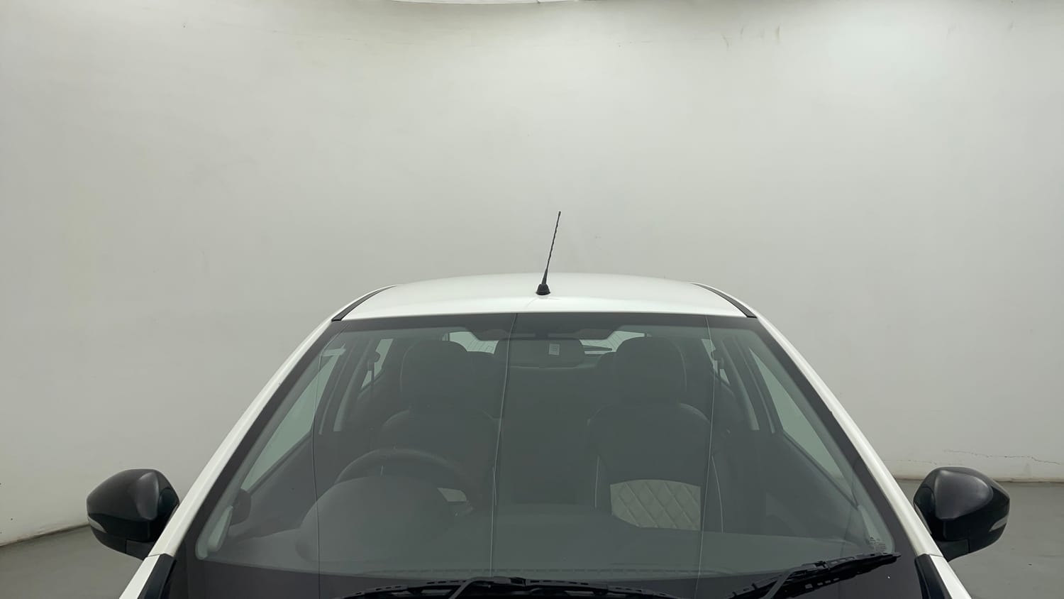 Used 2022 Tata Tiago XZ Petrol Manual exterior FRONT WINDSHIELD VIEW