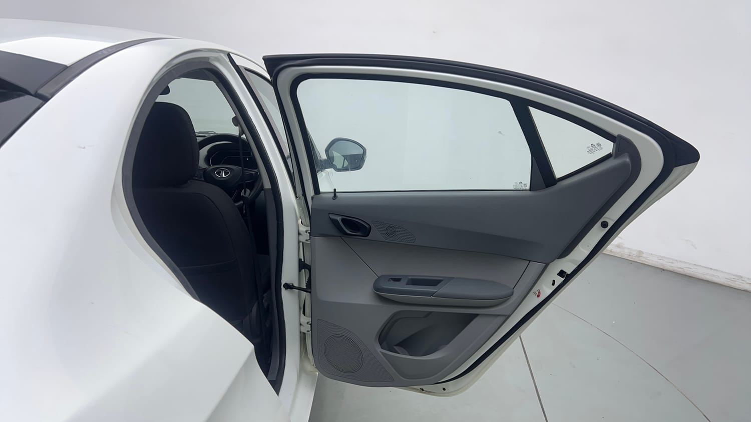 2022 Tata Tigor XZ CNG-20