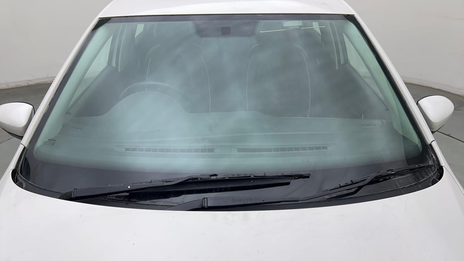 Used 2019 Volkswagen Ameo Trendline 1.5L (D) Diesel Manual exterior FRONT WINDSHIELD VIEW