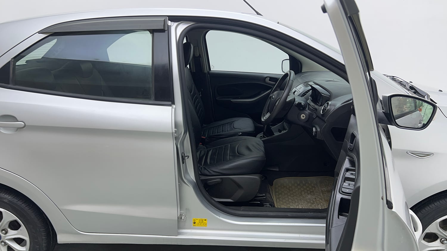 Used 2016 Ford Figo Titanium 1.2 Ti-VCT Petrol Manual interior RIGHT SIDE FRONT DOOR CABIN VIEW