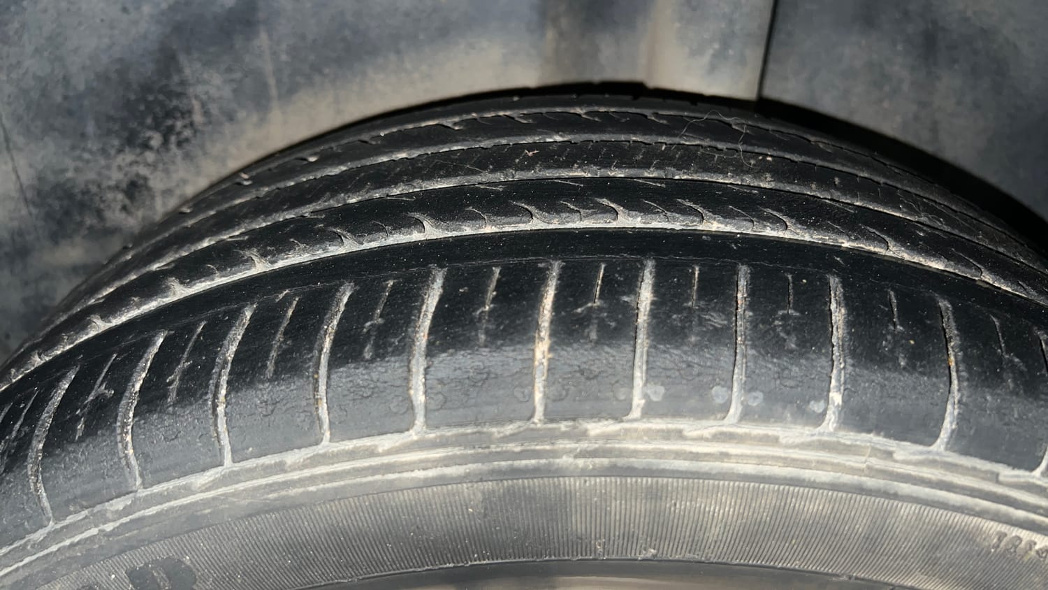 Used 2021 Volkswagen Polo GT Petrol Automatic tyres LEFT REAR TYRE TREAD VIEW