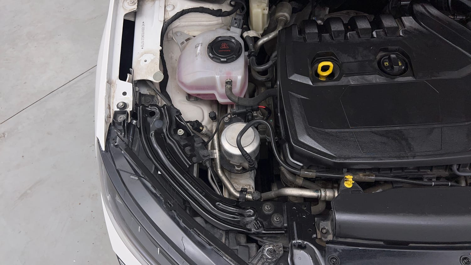 Used 2022 Skoda Slavia Style 1.5L TSI DSG Petrol Automatic engine ENGINE RIGHT SIDE VIEW