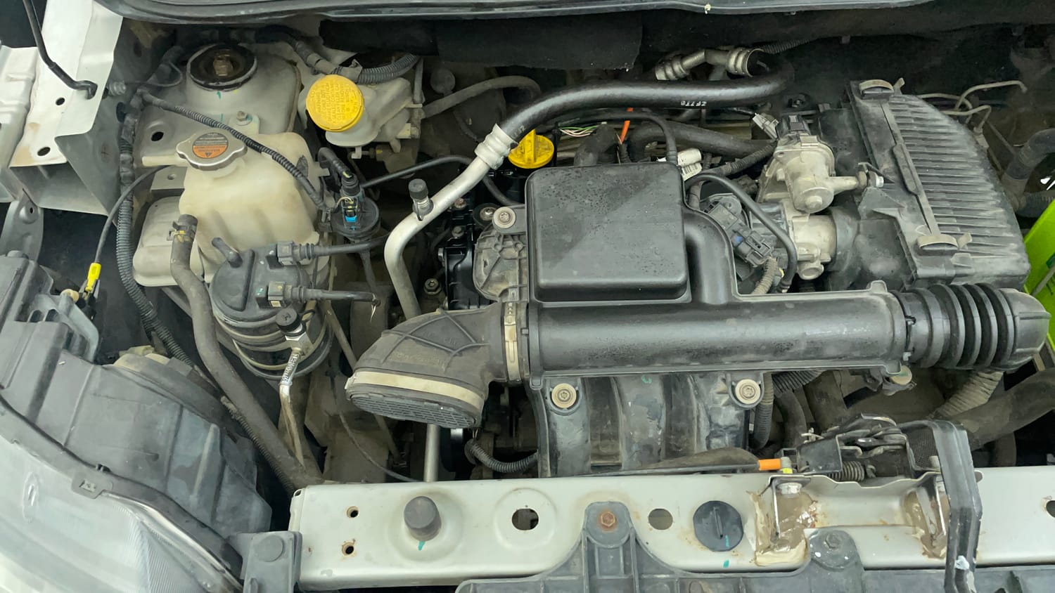 Used 2019 Renault Triber RXZ Petrol Manual engine ENGINE RIGHT SIDE VIEW