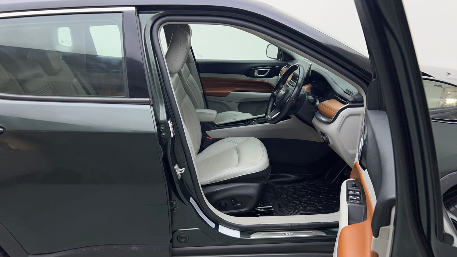 2022 Jeep Compass Limited (O) 1.4 Petrol DCT-17