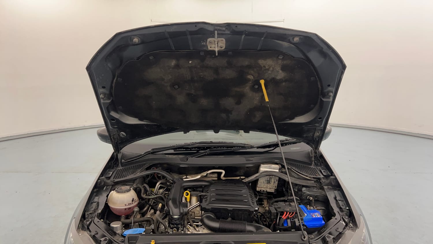 Used 2021 Volkswagen Polo GT Petrol Automatic engine ENGINE & BONNET OPEN FRONT VIEW