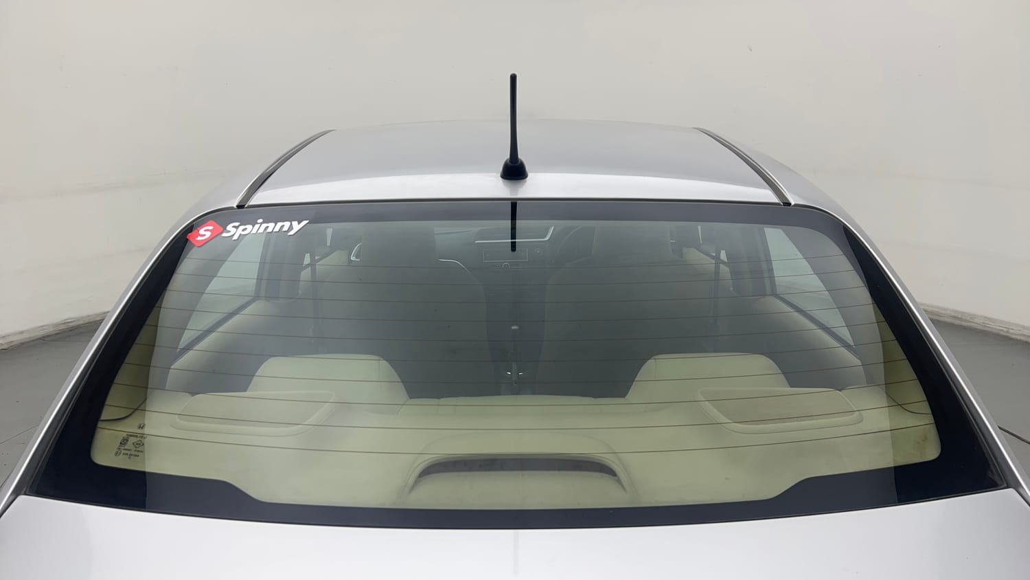 Used 2016 Honda Amaze 1.2 SX i-VTEC Petrol Manual exterior BACK WINDSHIELD VIEW