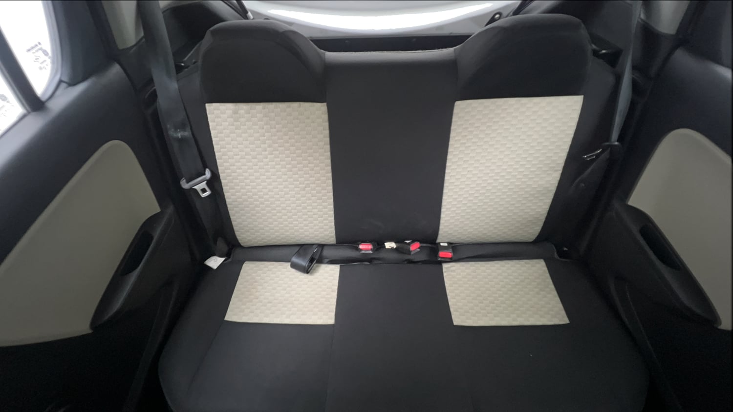 Used 2021 Maruti Suzuki Alto 800 VXi Petrol Manual interior REAR SEAT CONDITION VIEW