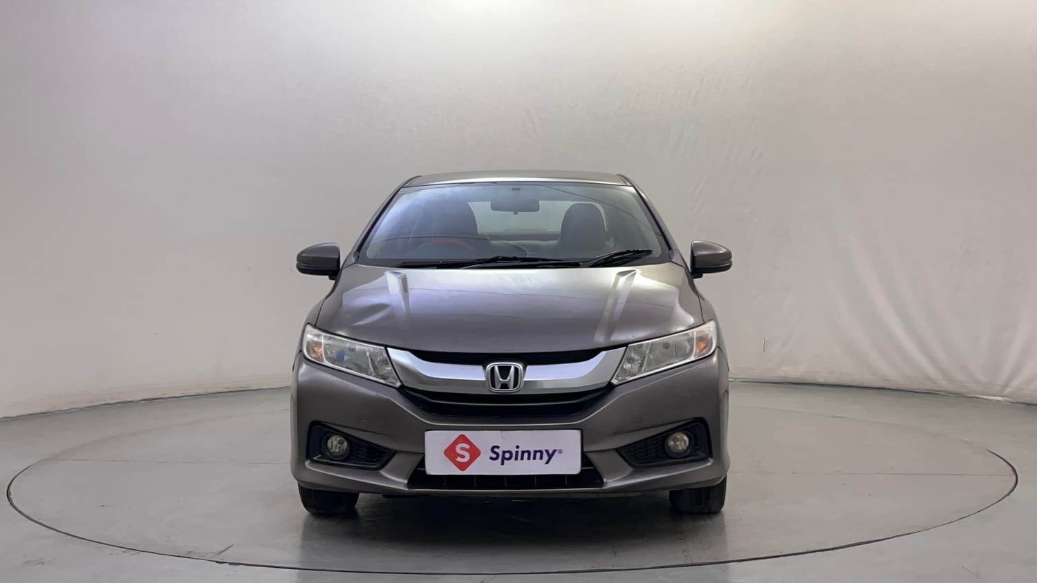 Used 2015 Honda City V Petrol Manual exterior FRONT VIEW