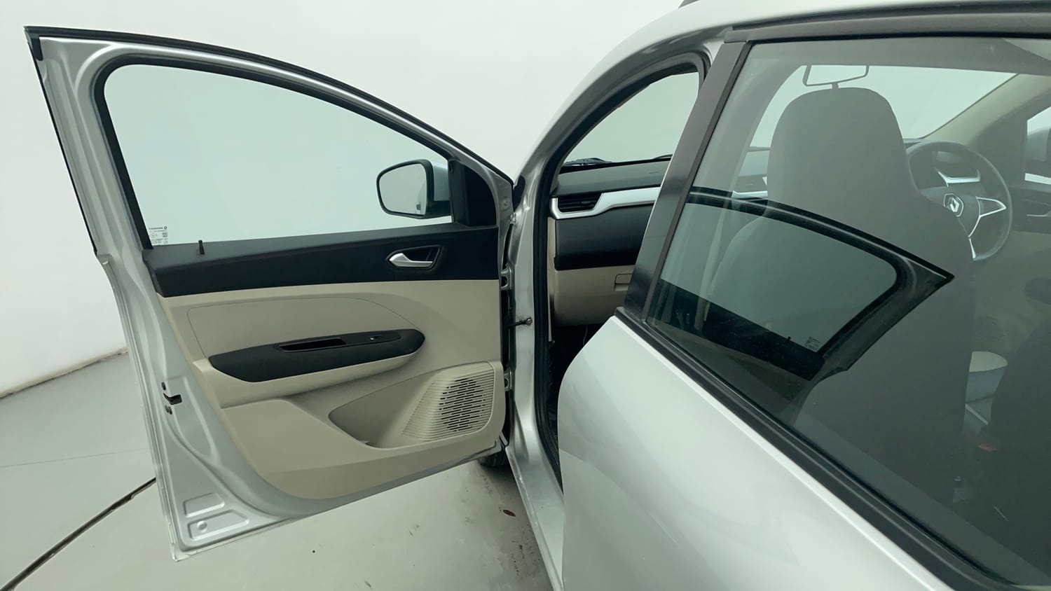 Used 2019 Renault Triber RXZ Petrol Manual interior LEFT FRONT DOOR OPEN VIEW