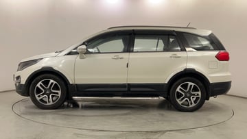 Used 2018 Tata Hexa XTA 4x2 7 STR Diesel Automatic Image