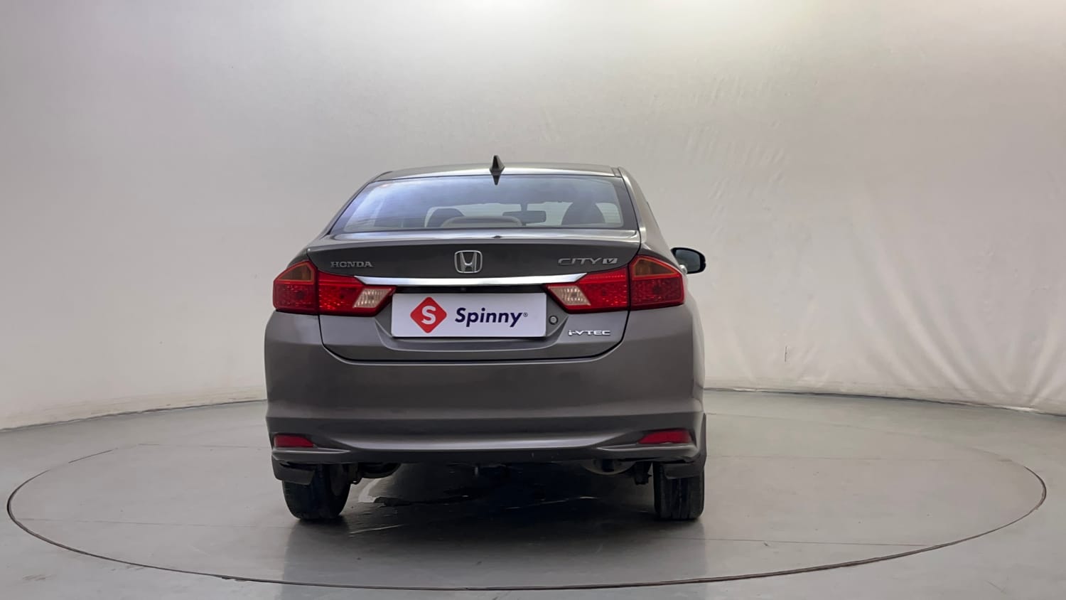 Used 2015 Honda City V Petrol Manual exterior BACK VIEW