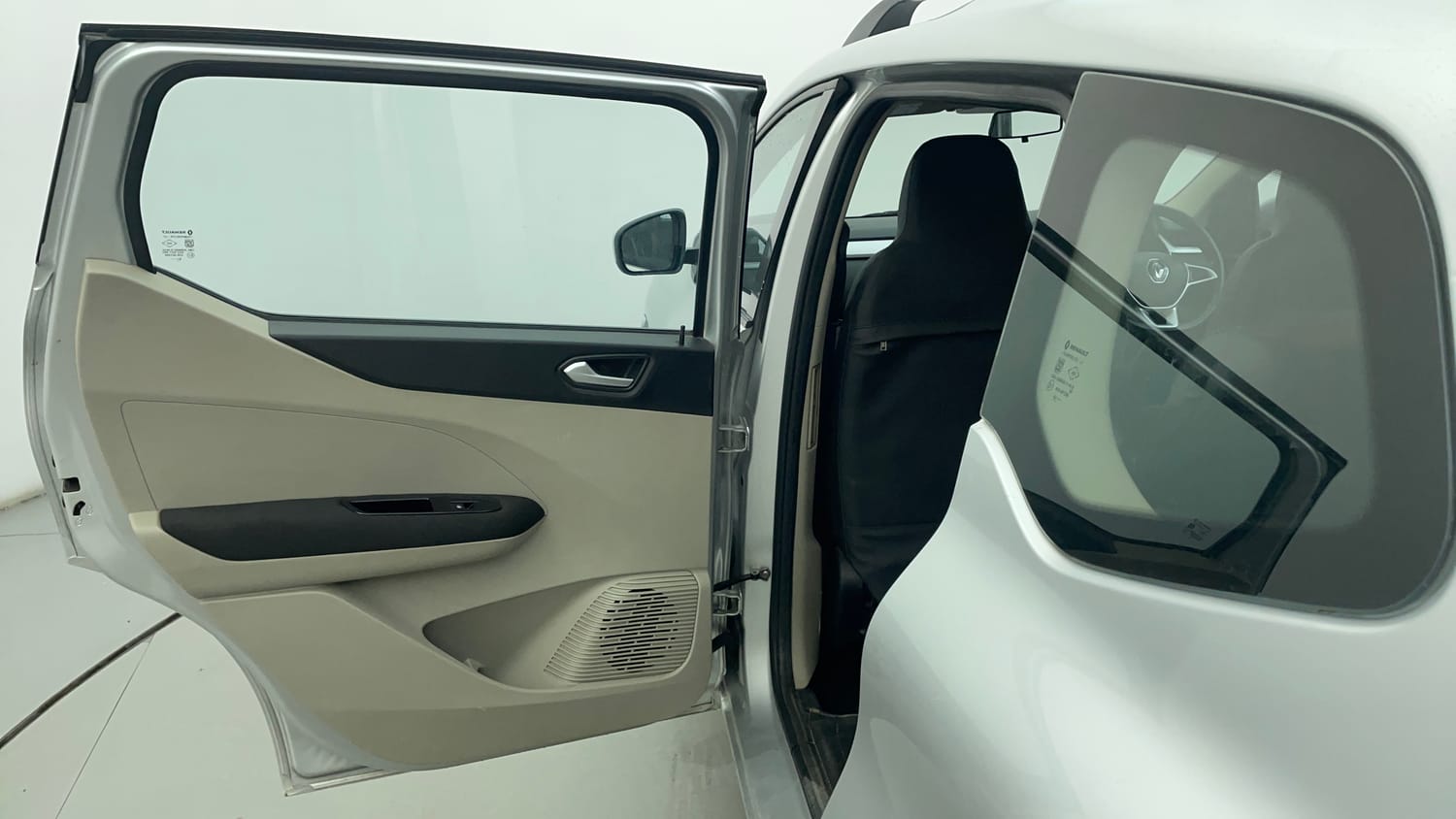 Used 2019 Renault Triber RXZ Petrol Manual interior LEFT REAR DOOR OPEN VIEW