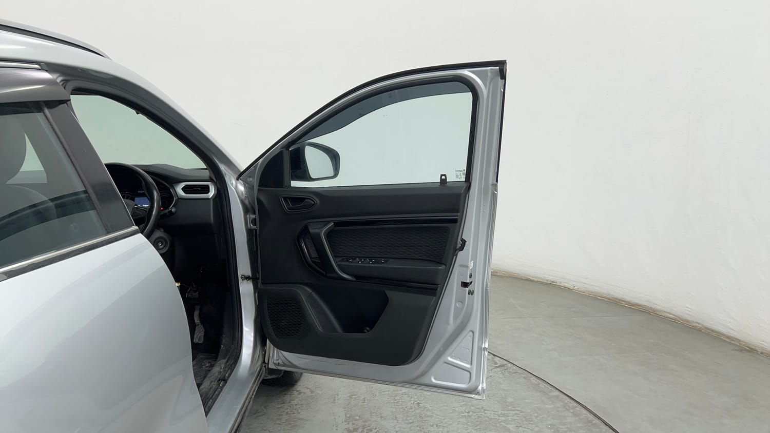 Used 2021 Renault Kiger RXL AMT Petrol Automatic interior RIGHT FRONT DOOR OPEN VIEW