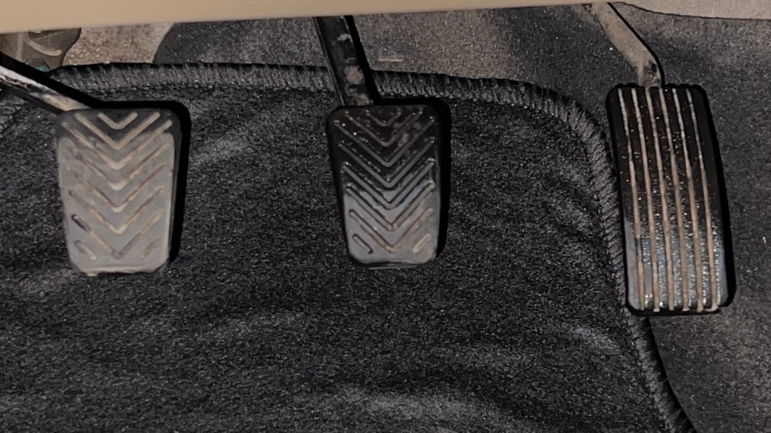 Used 2014 Hyundai Eon Era + Petrol Manual interior PEDALS VIEW
