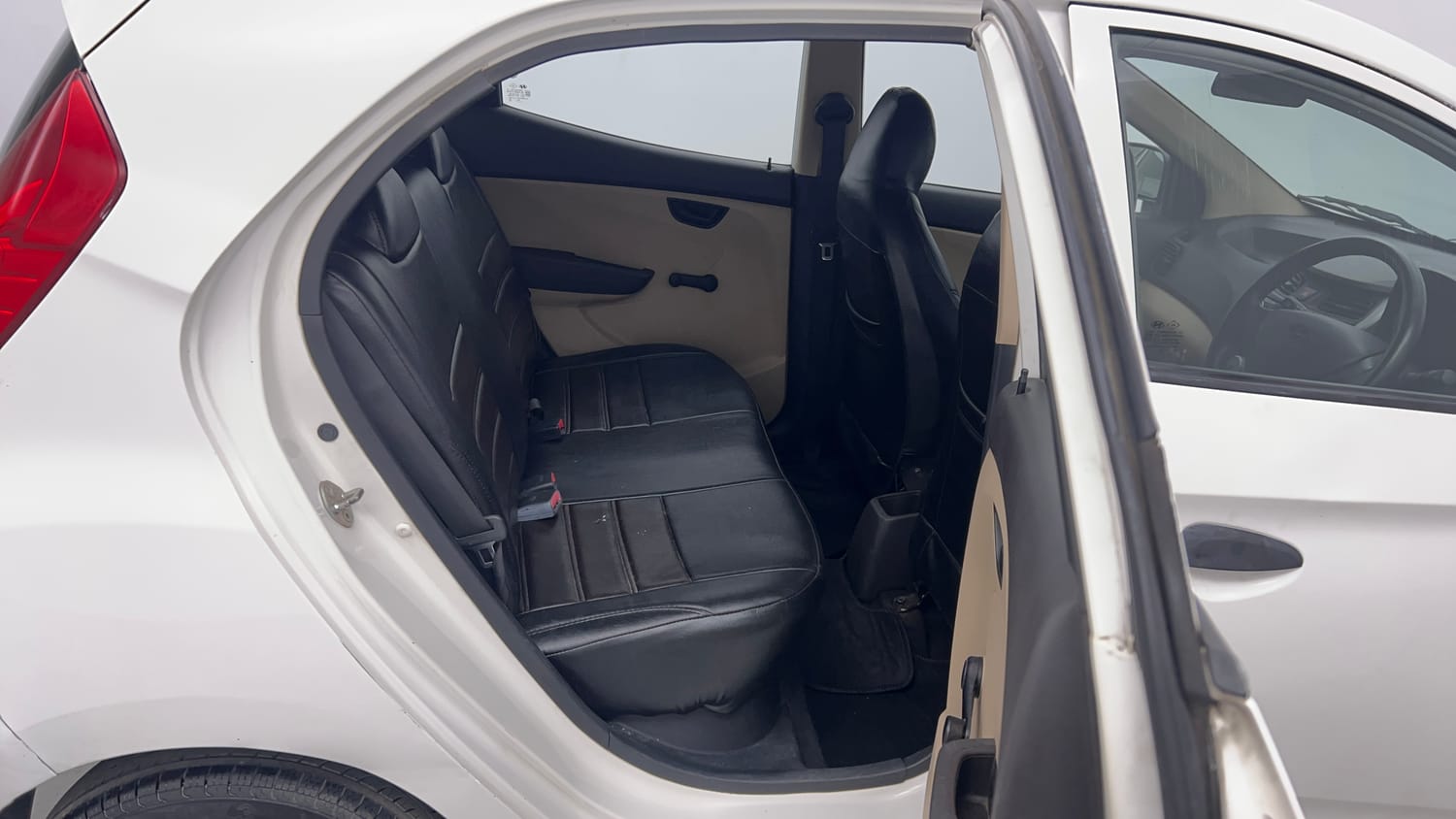 Used 2014 Hyundai Eon Era + Petrol Manual interior RIGHT SIDE REAR DOOR CABIN VIEW