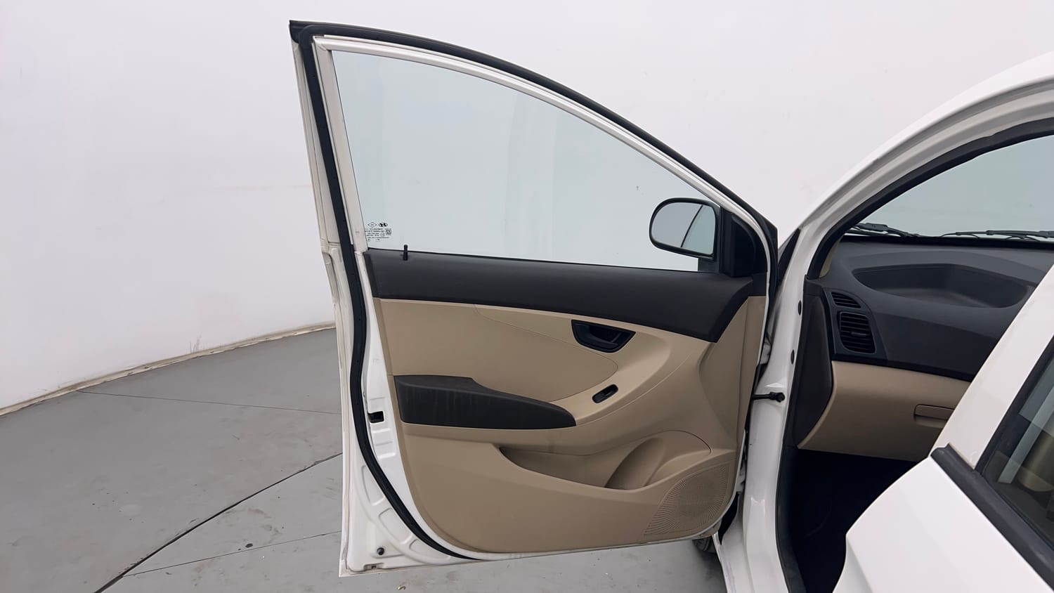 Used 2014 Hyundai Eon Era + Petrol Manual interior LEFT FRONT DOOR OPEN VIEW