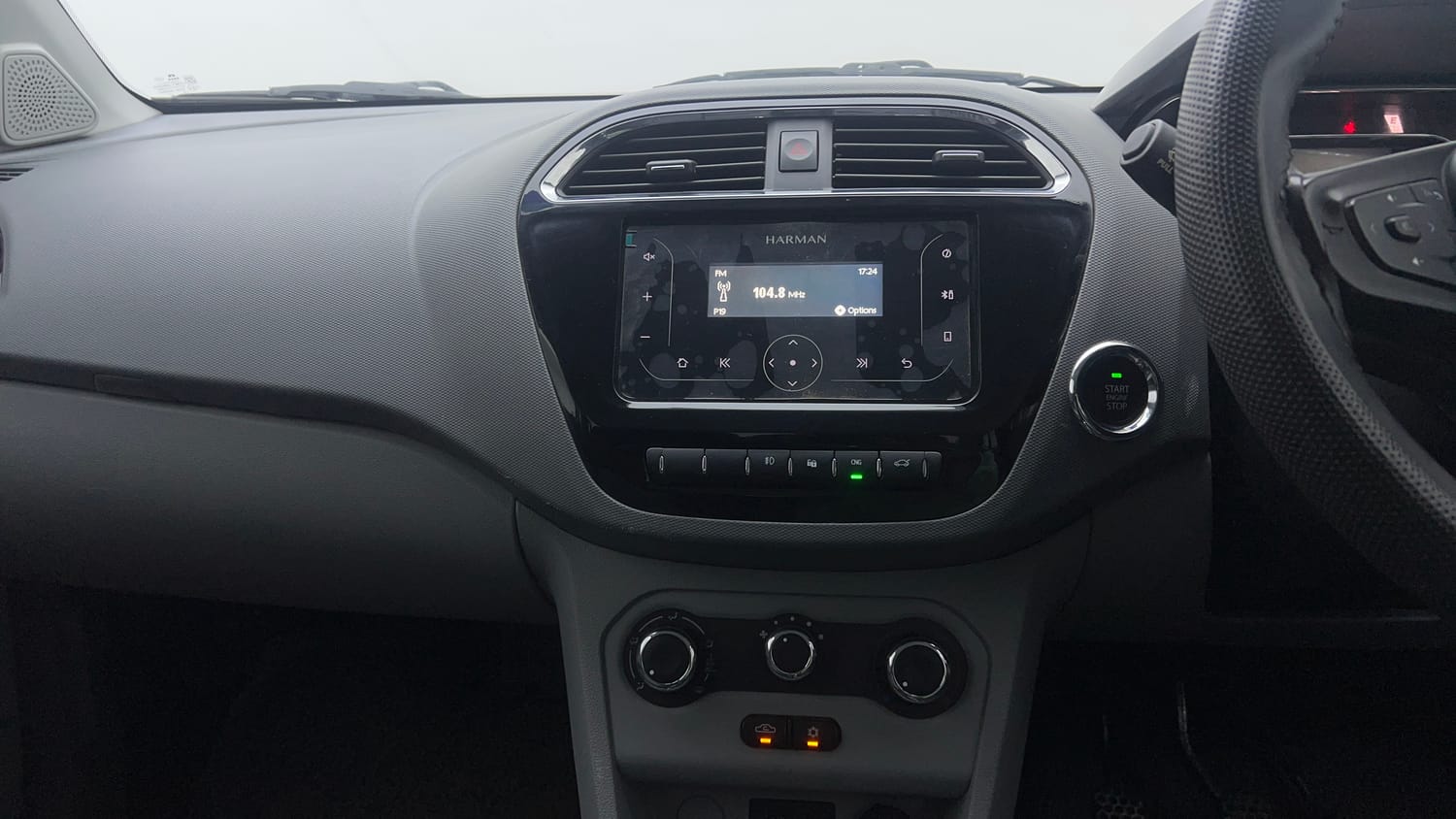 2022 Tata Tigor XZ CNG-13