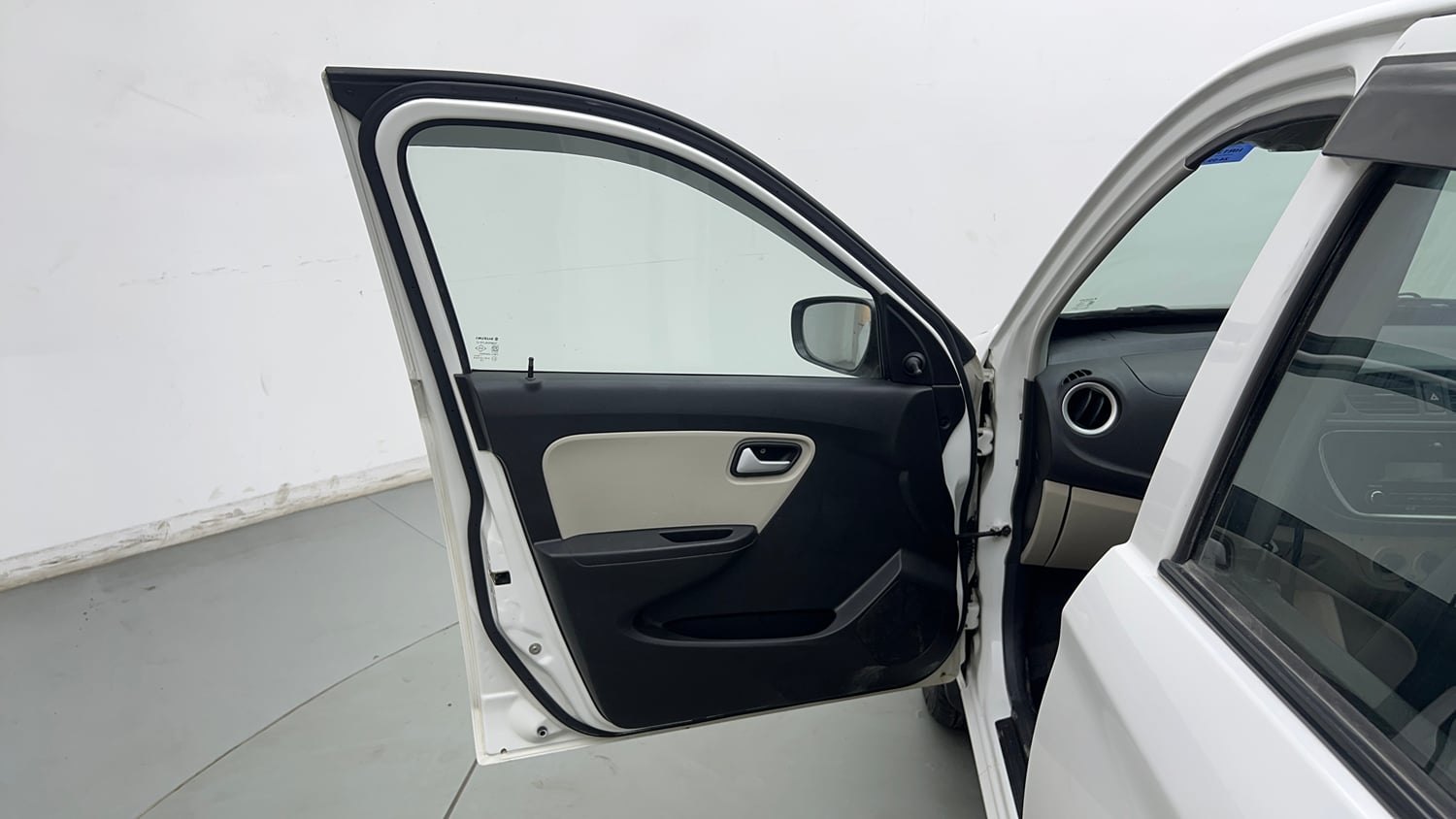Used 2021 Maruti Suzuki Alto 800 VXi Petrol Manual interior LEFT FRONT DOOR OPEN VIEW