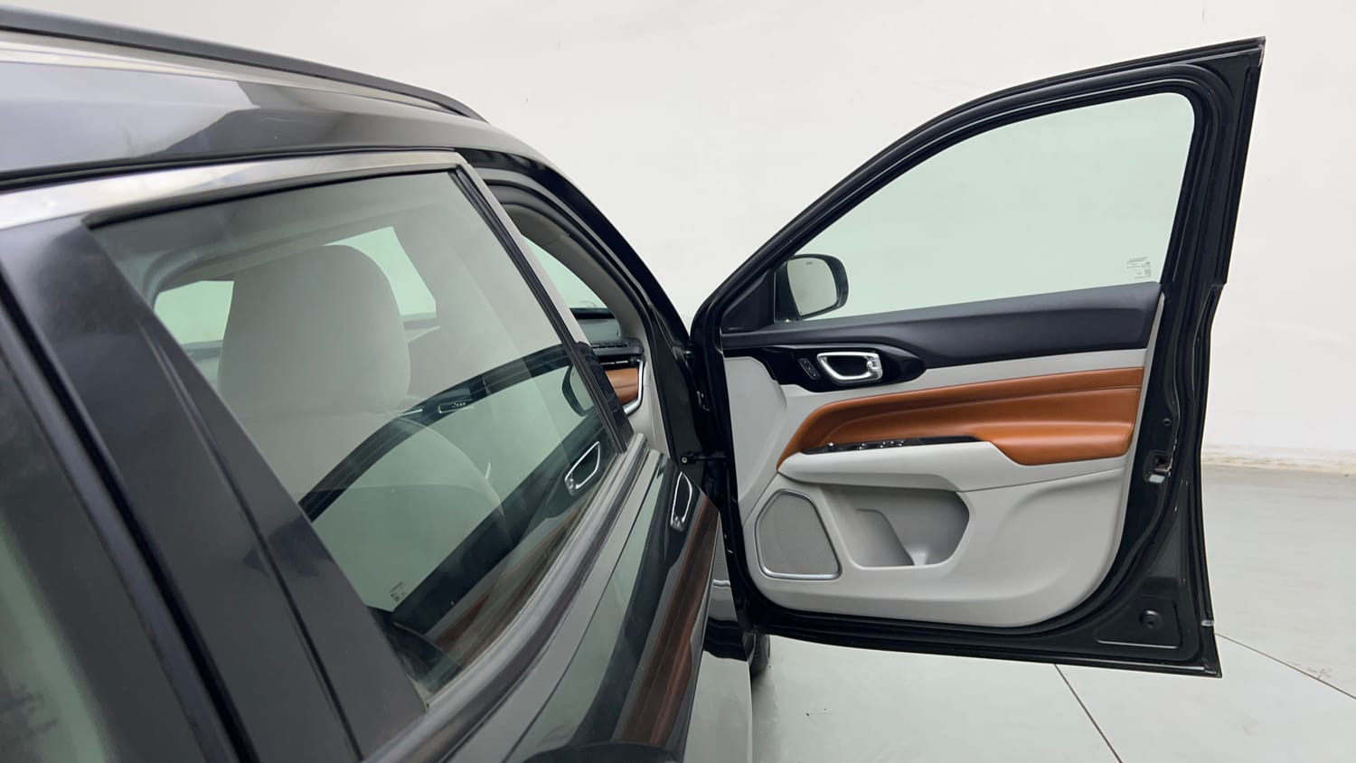 2022 Jeep Compass Limited (O) 1.4 Petrol DCT-19