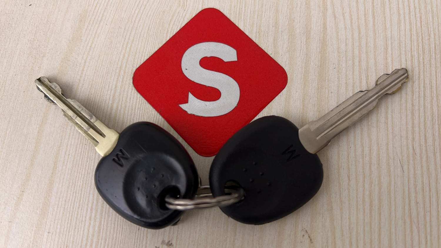 Used 2014 Hyundai Eon Era + Petrol Manual extra CAR KEY VIEW