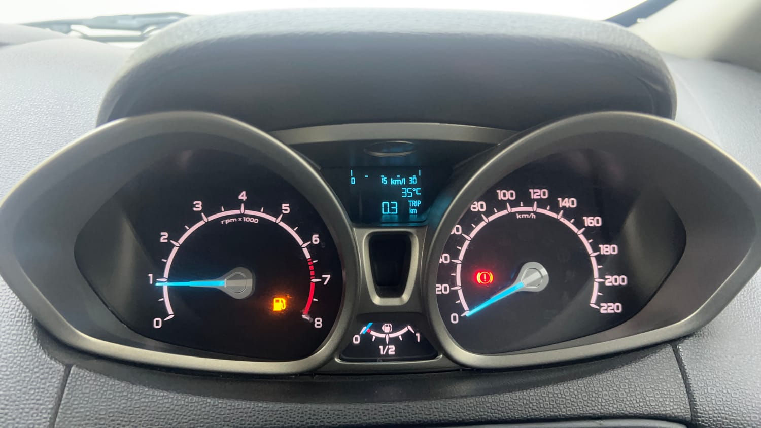 Used 2014 Ford EcoSport Titanium 1.5 Ti-VCT Petrol Manual interior CLUSTERMETER VIEW
