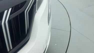 minor_scratch_0