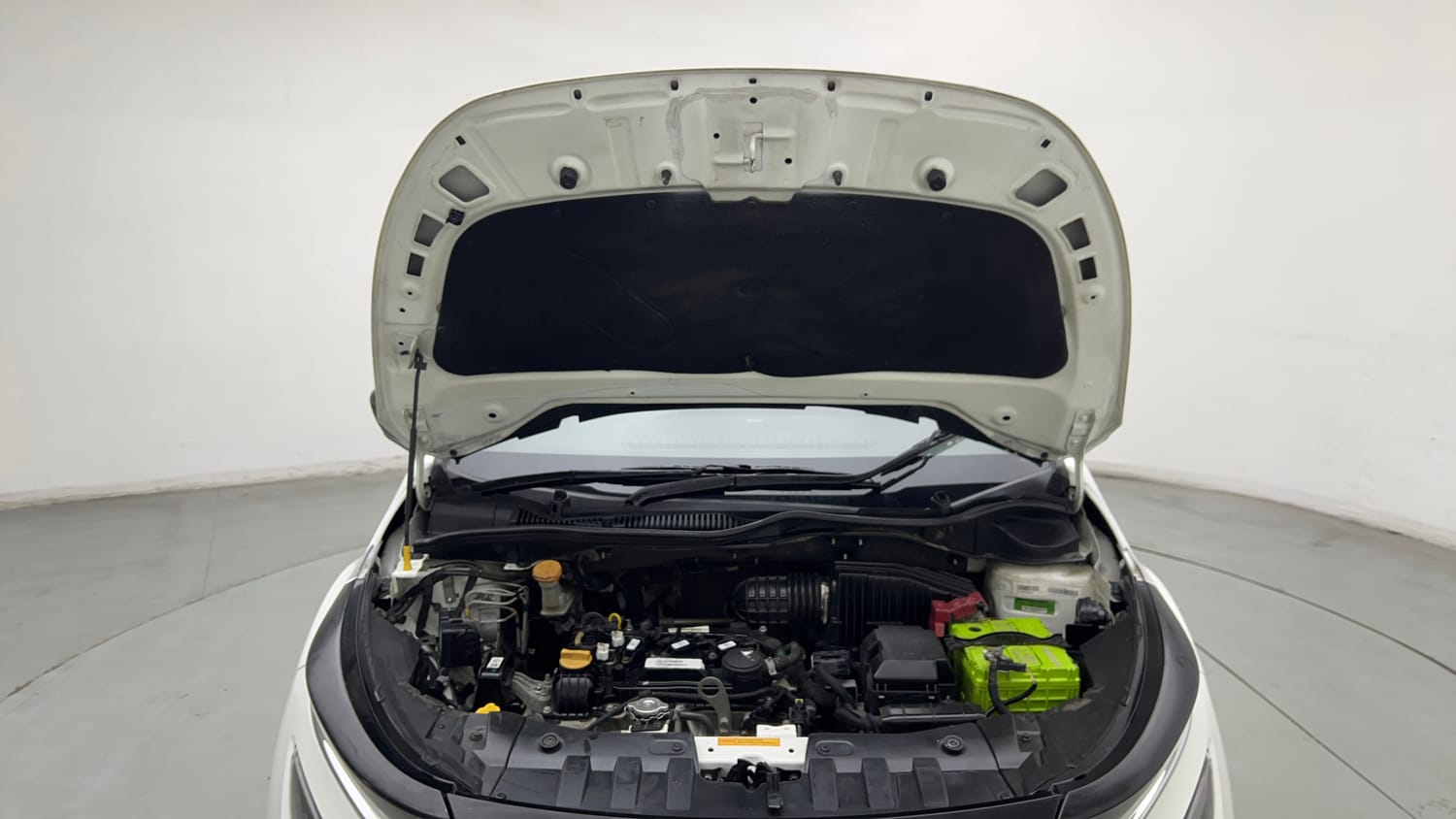 Used 2022 Tata Altroz XZ Petrol Petrol Manual engine ENGINE & BONNET OPEN FRONT VIEW