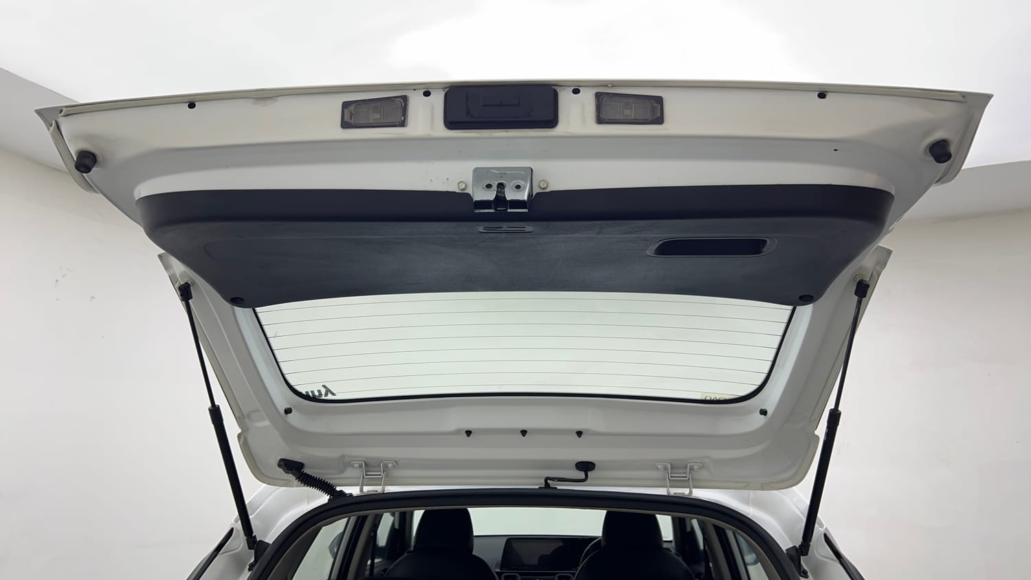 2020 Kia Sonet GTX Plus 1.0 DCT-24
