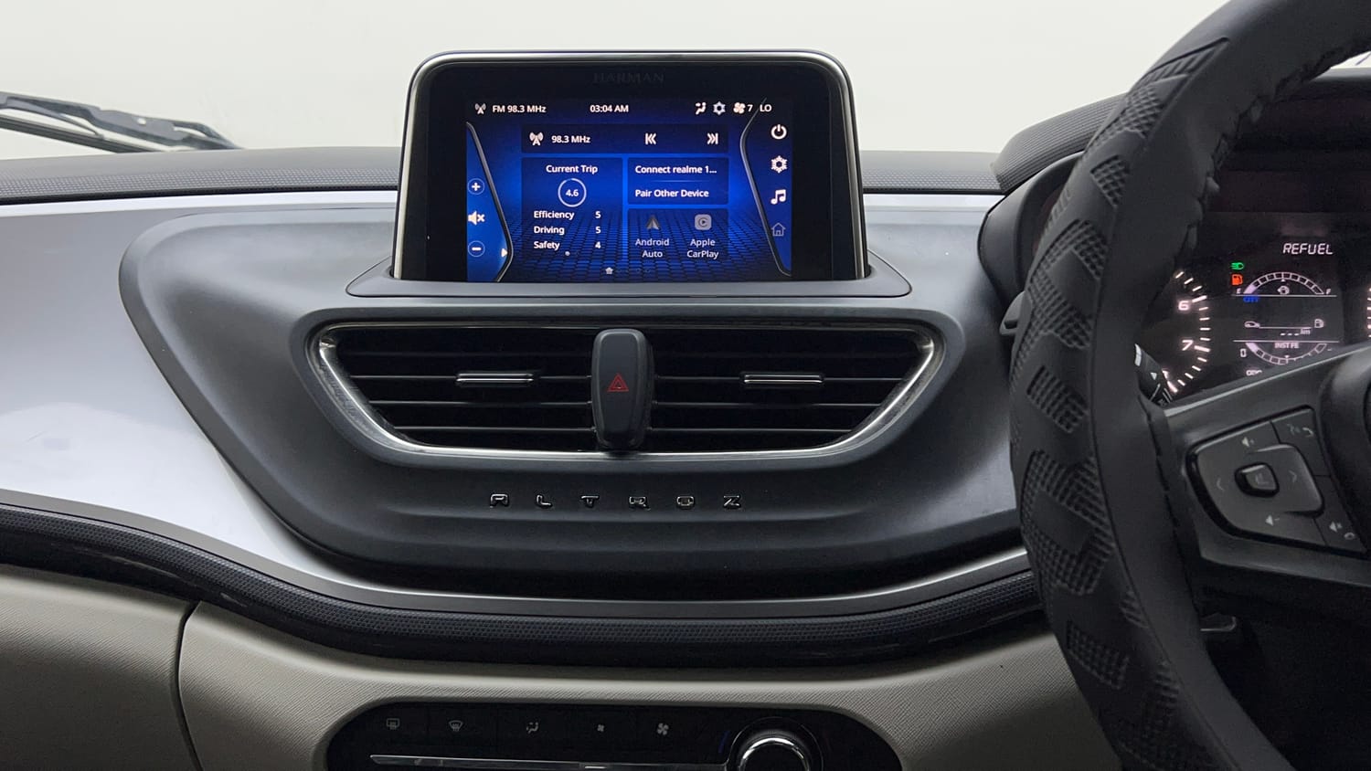 Used 2022 Tata Altroz XZ Petrol Petrol Manual top_features Integrated (in-dash) music system