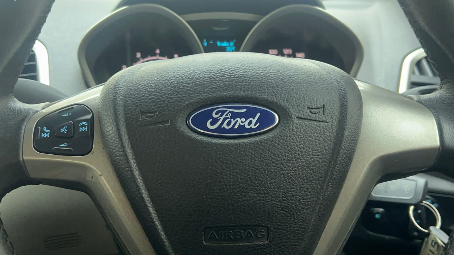 Used 2014 Ford EcoSport Titanium 1.5 Ti-VCT Petrol Manual top_features Steering mounted controls