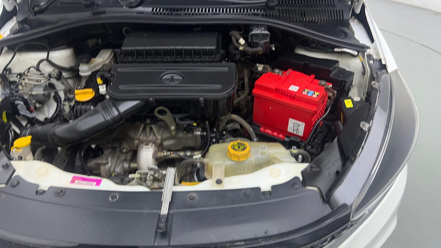 2022 Tata Tigor XZ CNG-28