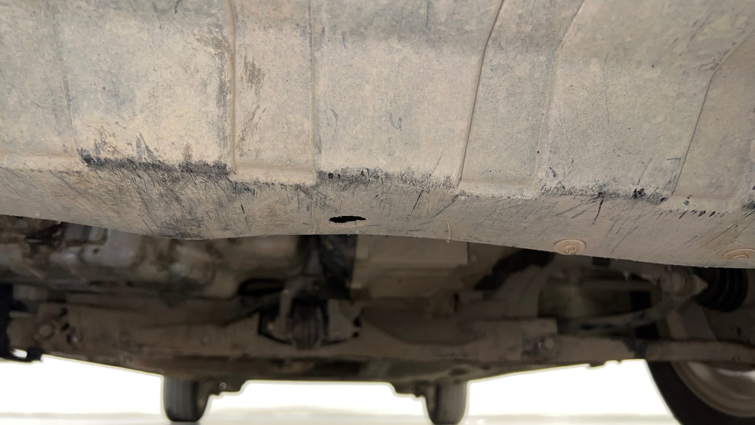 Used 2015 Honda City V Petrol Manual extra FRONT LEFT UNDERBODY VIEW