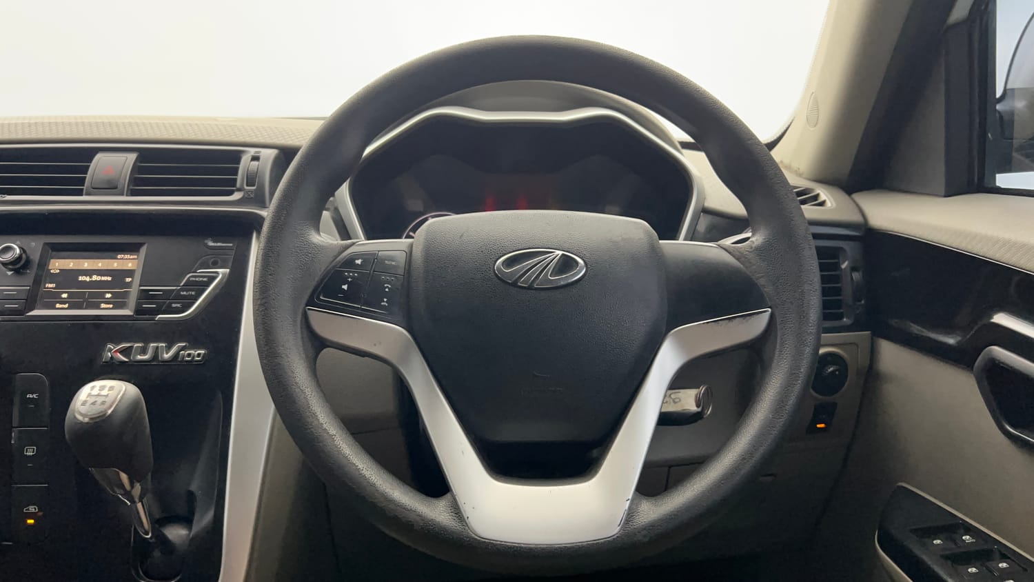 Used 2019 Mahindra KUV100 K8 D 6 STR Diesel Manual interior STEERING VIEW