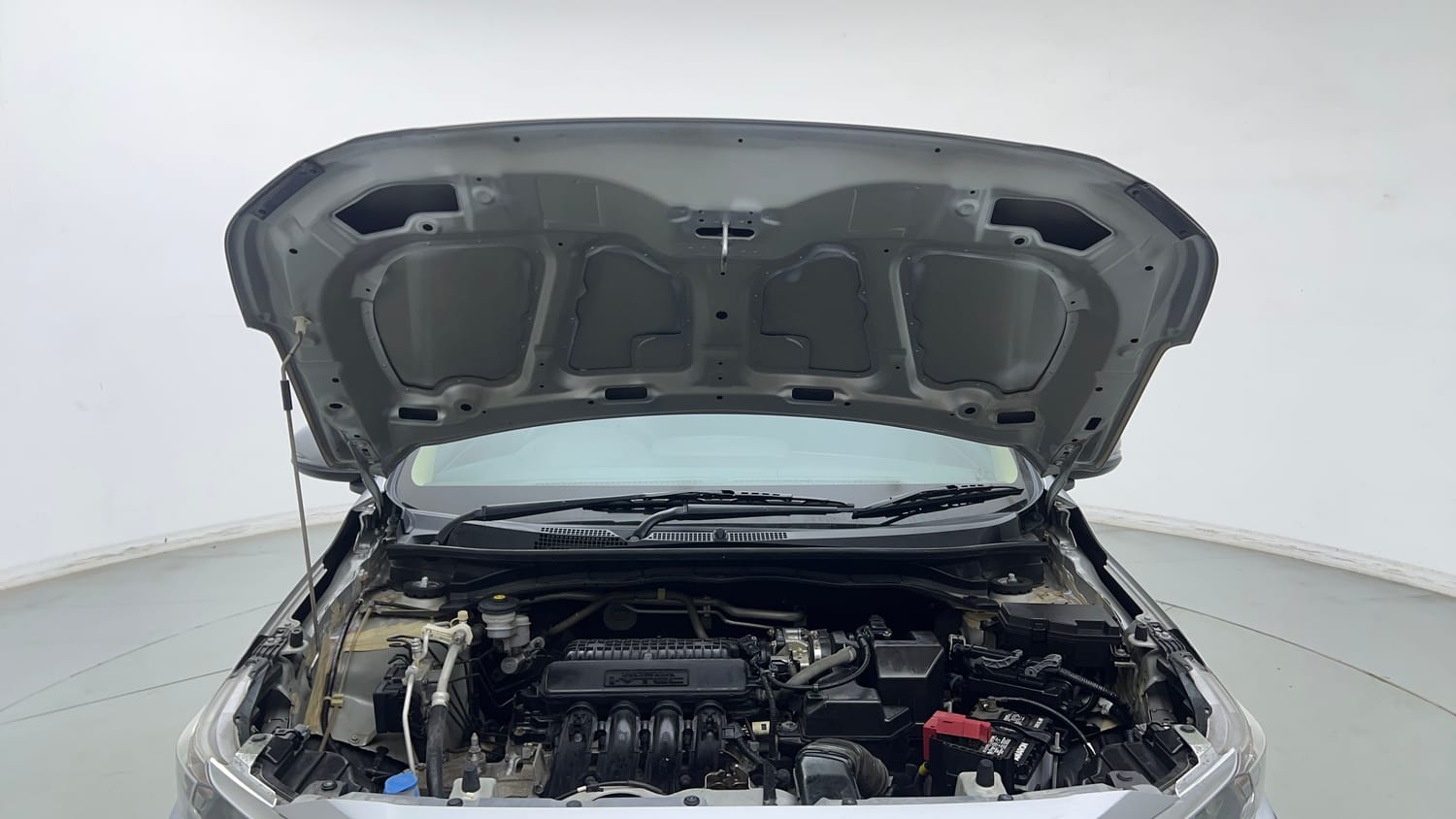 Used 2023 Honda Amaze S 1.2 Petrol CVT Petrol Automatic engine ENGINE & BONNET OPEN FRONT VIEW