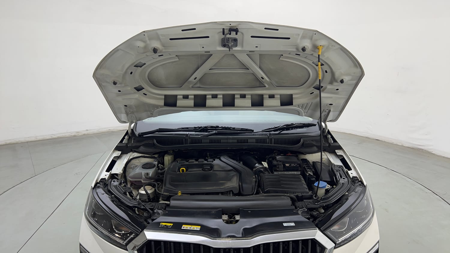 2022 Skoda Slavia Style 1.5L TSI MT-27