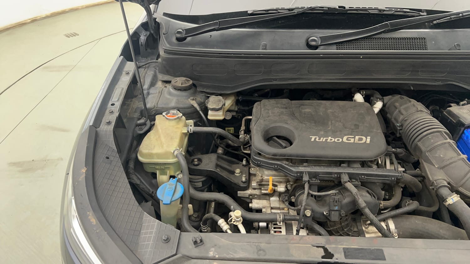 Used 2019 hyundai Venue S 1.0 Turbo Petrol Petrol Manual engine ENGINE RIGHT SIDE VIEW