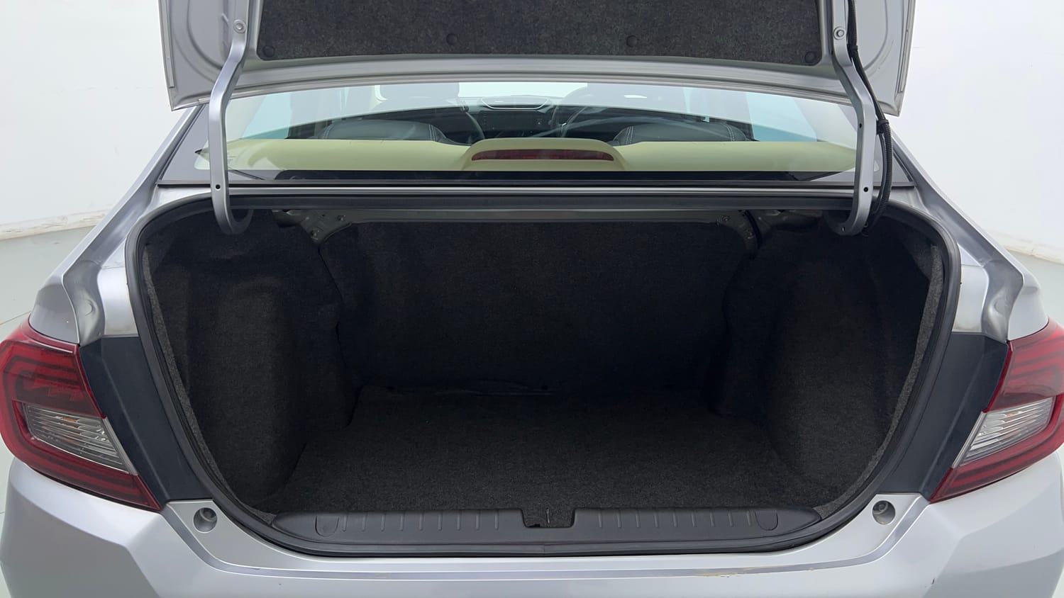 Used 2023 Honda Amaze S 1.2 Petrol CVT Petrol Automatic interior DICKY INSIDE VIEW