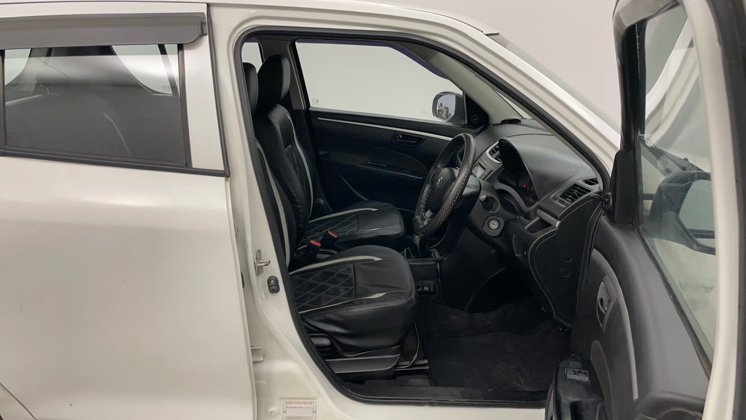 Used 2016 Maruti Suzuki Swift Lxi (O) Petrol Manual interior RIGHT SIDE FRONT DOOR CABIN VIEW