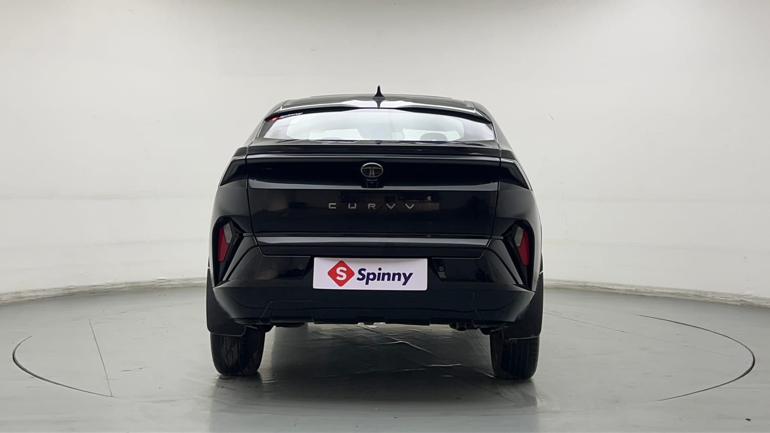 2025 Tata Curvv Accomplished Plus A 1.5 Kryojet Diesel 7DCA Dark Edition-3